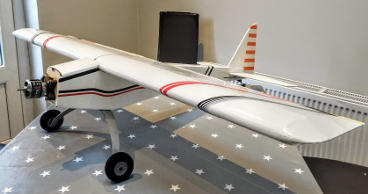 Photo of the covered wing and fuselage